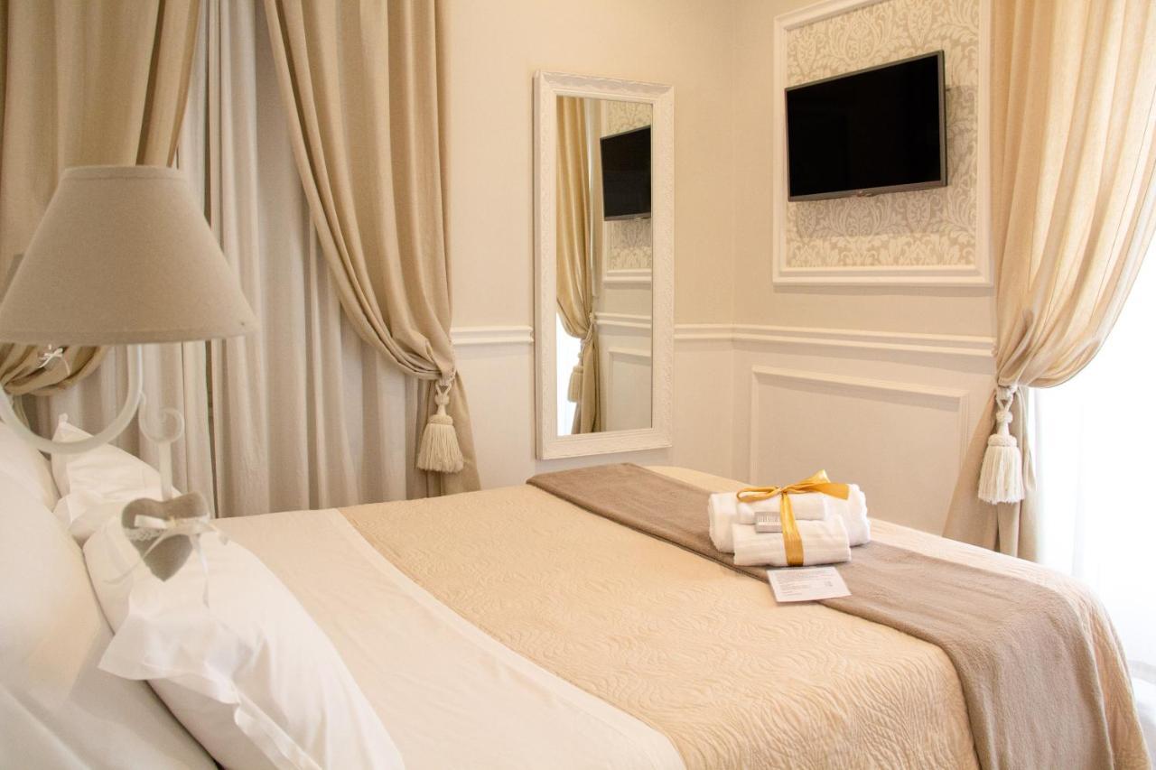 Charme & Chic Luxury Hotel Roma Exterior foto